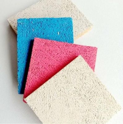 Panel de absorción de sonido acústico de madera para techo 55.00cm * 60.00cm * 10.00cm Tamaño del paquete