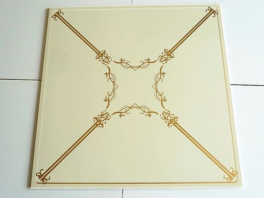 Panel compuesto de PVC de salón de 500mmx500mm para KTV Diseño 3D de decoración de paredes o techos