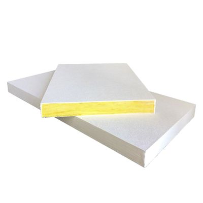 Placa de techo de absorción de sonido de fibra de vidrio de borde cuadrado / panel para techo T-Grid 600 * 600mm