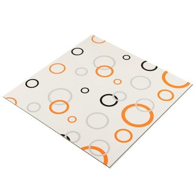 Panel / tablero de PVC 3D de tamaño personalizado para decoración de paredes y techos en salas de reuniones