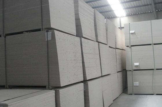 Placa de yeso de absorción de sonido acústico cuadrado para pared divisoria y solución de techo