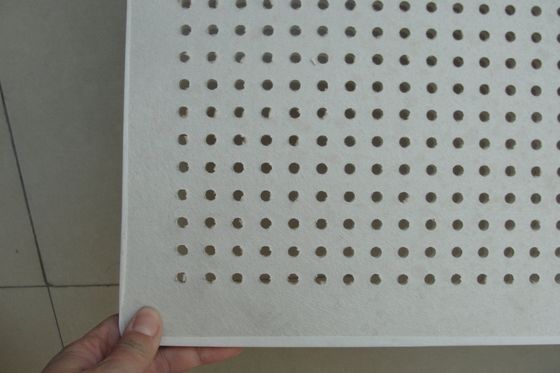 Techo insonorizado 600*600mm Diseño de placas de yeso acústicas de papel para decoración de paredes