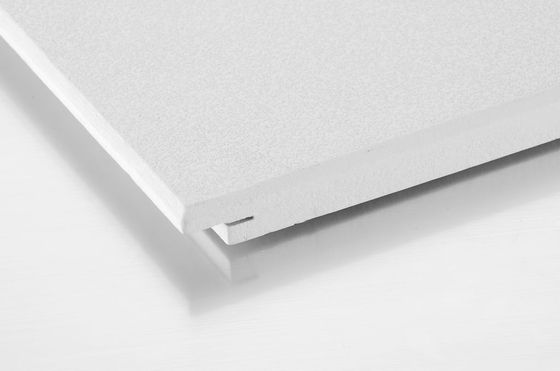 Tabla de techo de fibra de vidrio con recubrimiento por aerosol para absorción de sonido y control acústico