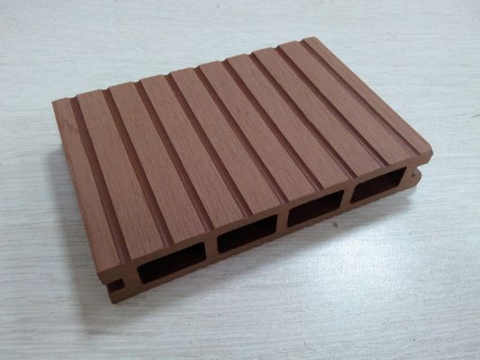Patrón de grano de madera Verde suelos de WPC sintéticos / de madera de plástico compuesto 90mm * 40mm