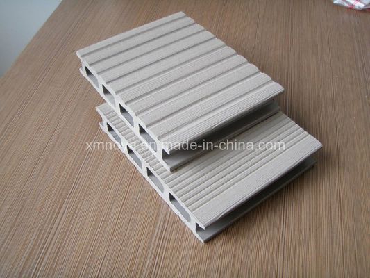150*25mm Productos de WPC Suelos especiales blancos para terrazas y cercas