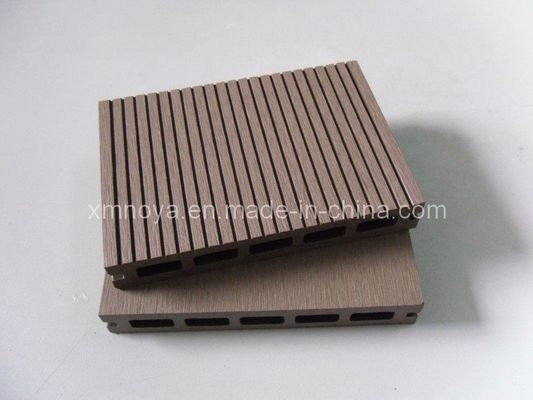 Piso exterior WPC impermeable / suelo verde HS145*22 para el ambiente exterior