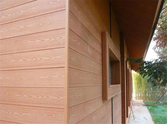 Revestimiento de pared de WPC resistente a los rayos UV 45% HDPE 50% Fibras de madera residual y diseño duradero