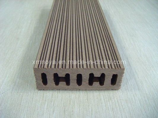 Decking compuesto de plástico de madera WPC personalizado para decoración de jardines al aire libre