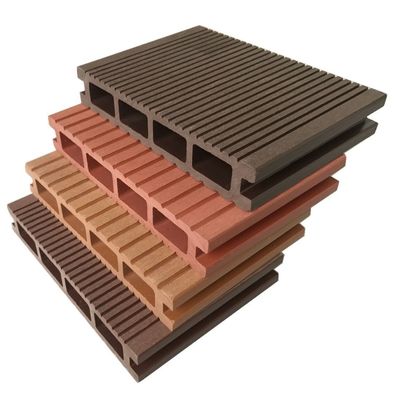 Tablero verde de WPC para pisos exteriores de durabilidad superior y bajo mantenimiento
