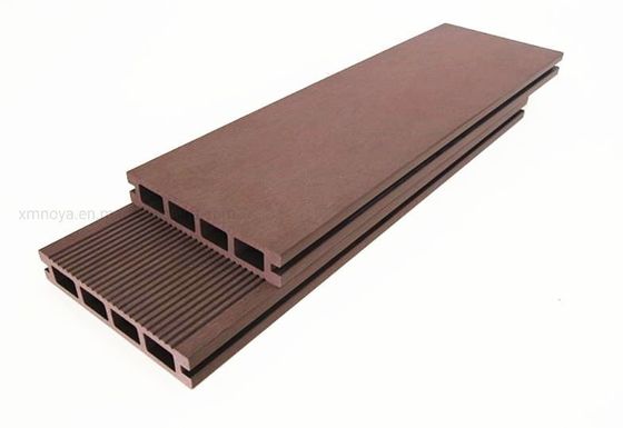 Pintura de madera sintética de plástico compuesto/WPC para jardines al aire libre Shacman Sinotruk