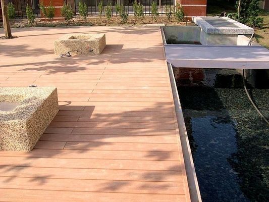 Decking de madera de plástico compuesto para decoración