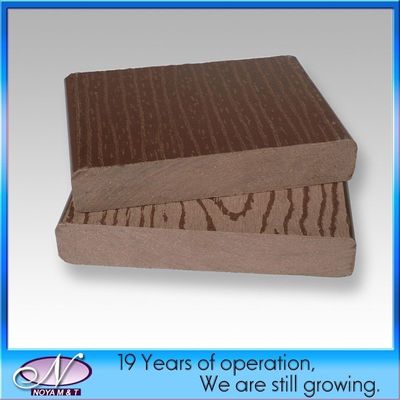 Piso/pavimento de madera/plastico compuesto con certificación SGS en gris