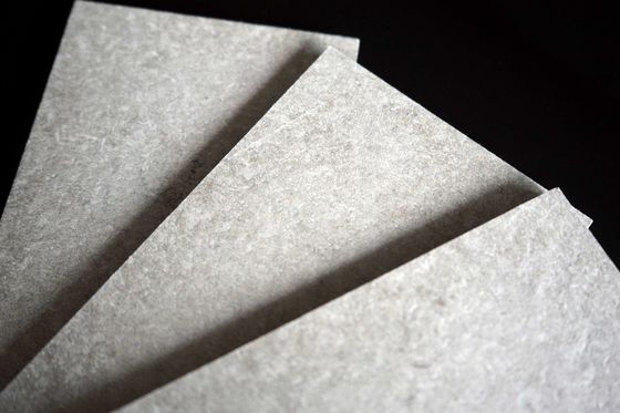 Tabla de cemento de fibra impermeable a fuego para partición de absorción de sonido acústico en interiores