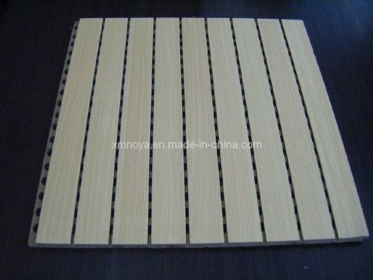 Panel de madera de grado A1 a prueba de fuego para decoración de paredes y techos Absorción acústica del sonido