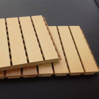 600*600 Panel de madera de absorción acústica de sonido a prueba de fuego para material de decoración de paredes