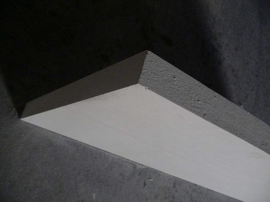 Tubo de silicato de calcio aislamiento térmico materiales de construcción 220 kg/m3 blanco