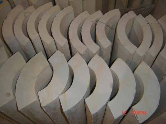 Tubo de silicato de calcio aislamiento térmico materiales de construcción 220 kg/m3 blanco