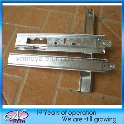 Ángulo de pared 24*24*3000 y tee principal 32/38*24*3600 para el techo de suspensión T-Grid Tee Bar