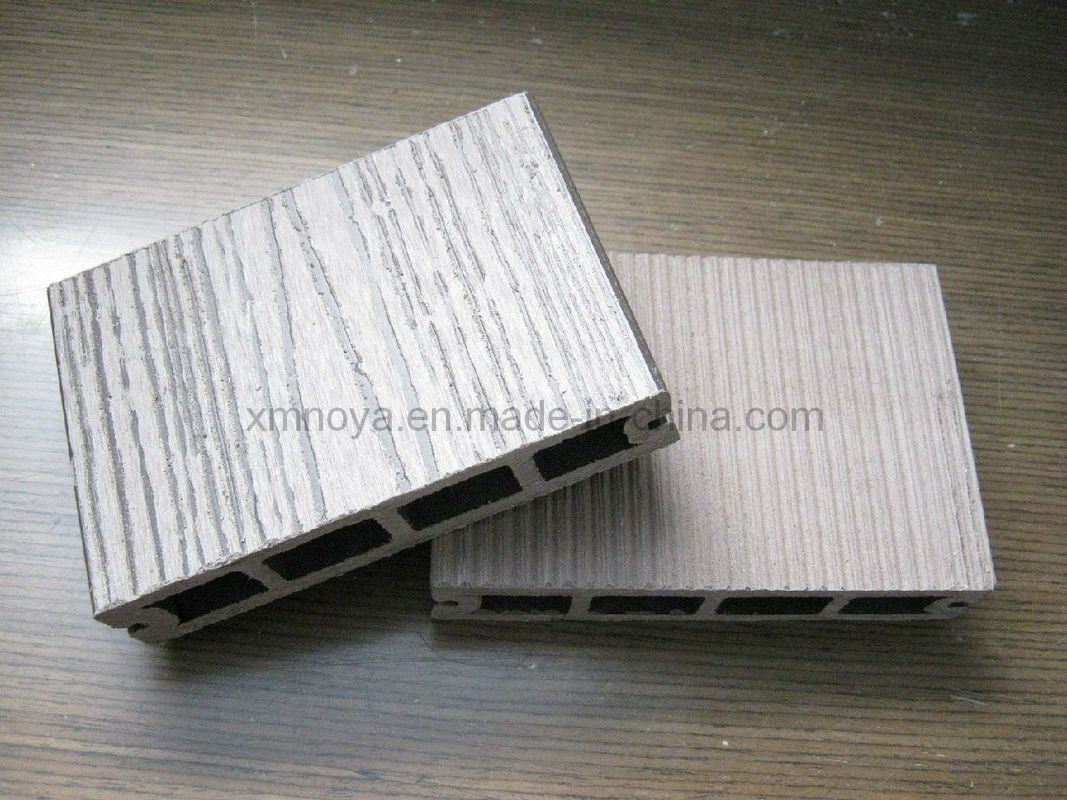 Reciclables y fáciles de instalar WPC de madera y plástico para pisos exteriores