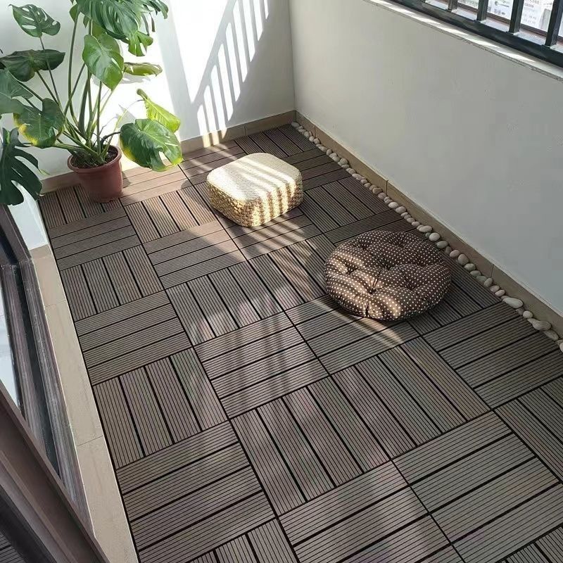 Tasa de expansión de absorción de agua 2,5% Decking de madera marrón de plástico compuesto para jardín
