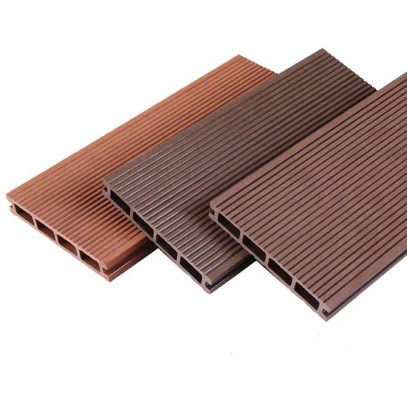 Patrón de ingeniería marrón WPC madera de plástico compuesto de suelo exterior para el exterior