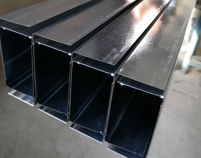 T-Bar para el sistema de suspensión / estructura de broche de espesor 0,40 a 1,0 mm D50 personalizable